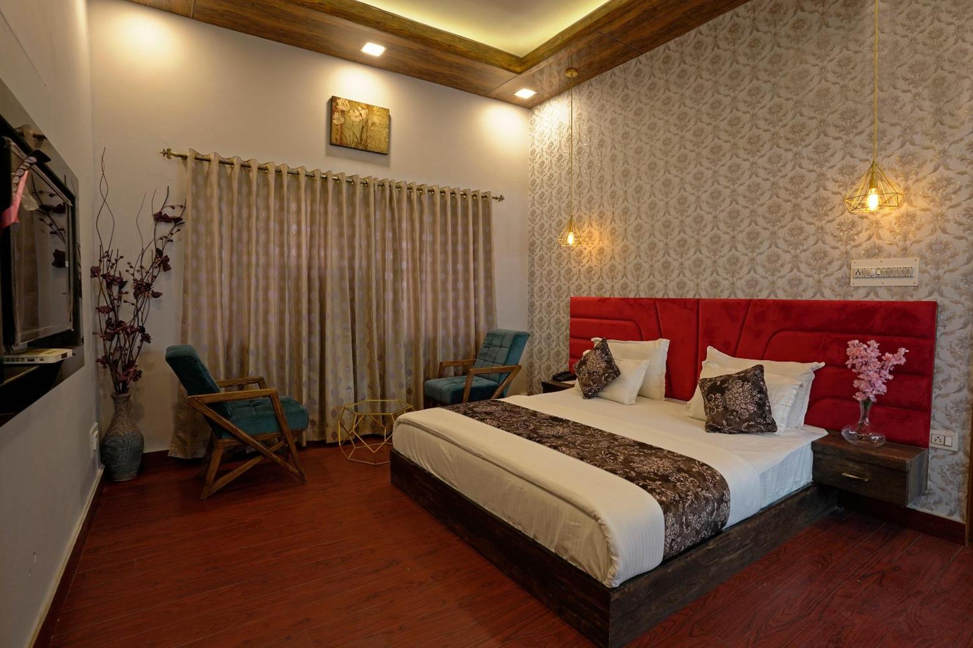 Spot On Nanki Palace Аджмер Экстерьер фото